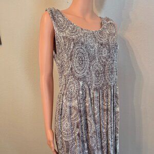 Croft & Barrow long, summer dress, size L. Made of 100% rayon.